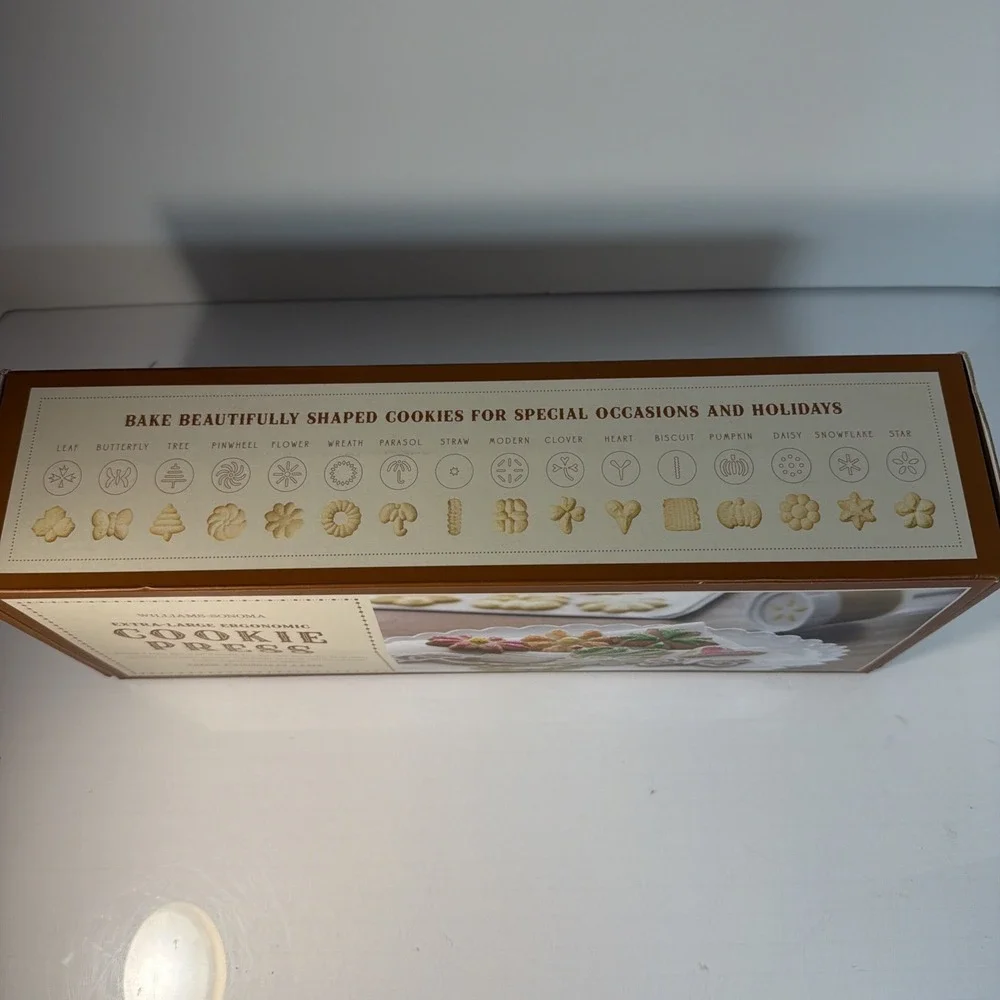 New Williams Sonoma Extra Large Ergonomic Cookie Press 16 Shape Disks Holiday Se